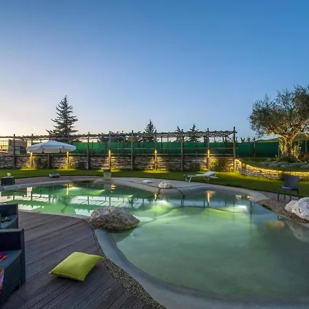 Restful Holiday In With Swimming Pool Holiday home